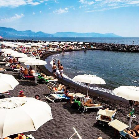 Villa Oplonti - Tra Napoli, Pompei E Sorrento Torre Annunziata Exterior foto